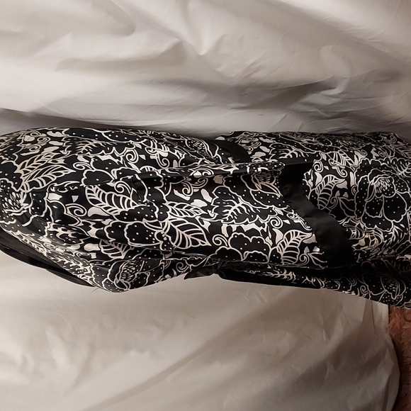 SANTE' ROBE - Picture 3 of 5